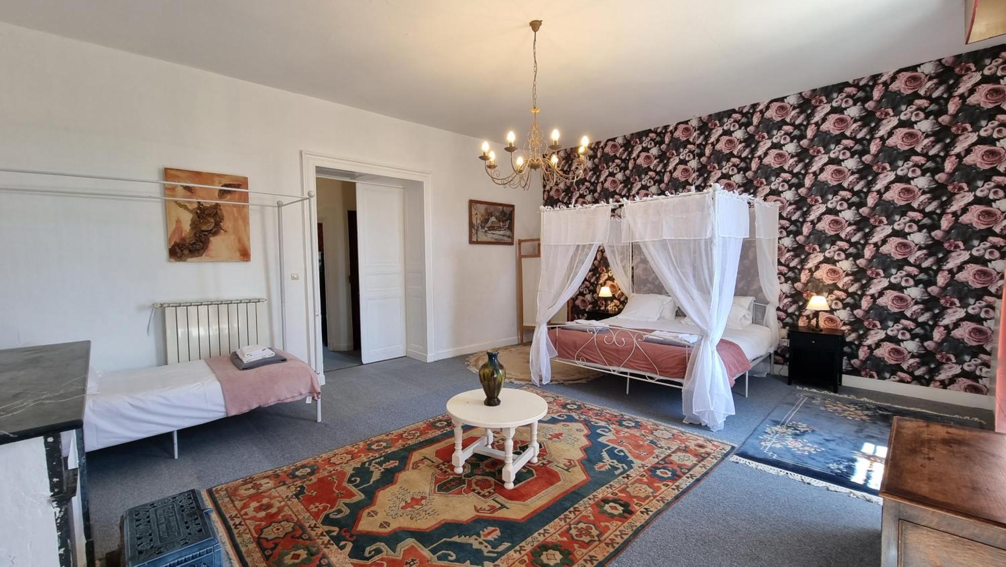 Вілла Domaine De Rochebonne Saint-Just-Luzac Екстер'єр фото